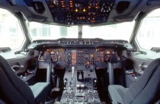 airbus-50-1-a300b-cockpit_77612.jpg