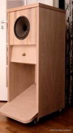 DSCF4749x2.jpg