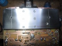 6. Screwing down Pressureplate - Check for Bending.jpg