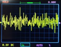 Compressed 100uV per Div Input of AMS1117 Idle 1s.jpg