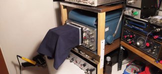 Photographing the analog scope traces.jpg