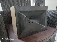 Horn1.jpg