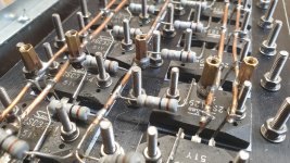 140 Screw socket to connect BCE pairs 1.jpg