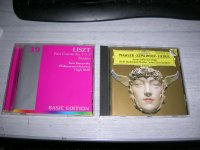 9 CDs used for the listening test.JPG