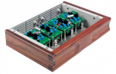 lyra-connoiseur-2_1.png