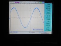 2. 150khz Sine 10.4Votls RMS.jpg
