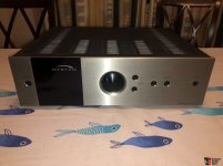 2950682-af8555d1-myryad-mi-240-ss-integrated-amplifier.jpg