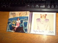 Maisie Peters and Tayor Swift.jpg