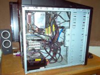7 Medium Gamer ca 2007 Intel Q9400 8600GT DDR2.jpg
