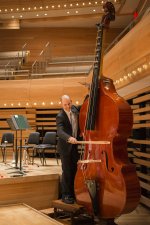 1200px-Octobasse_Orchestre_Symphonique_de_Montréal_Eric_Chappell_1.jpg