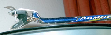headshell-arm.jpg