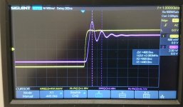 1kHz_square_33R_1nF_load.JPG