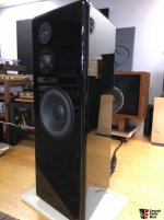 3535124-fbb3c050-cello-stradivari-premiere-speakers-in-excellent-condition.jpg