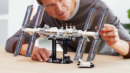 LEGO ISS.jpg