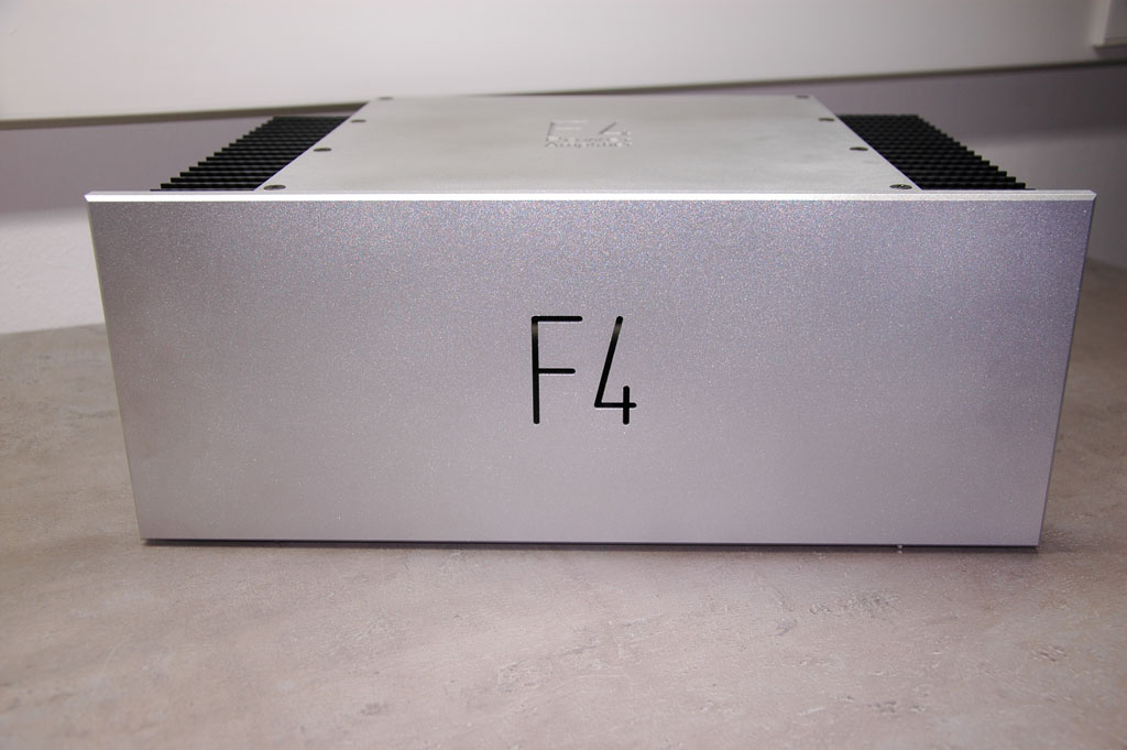 F4_1.jpg