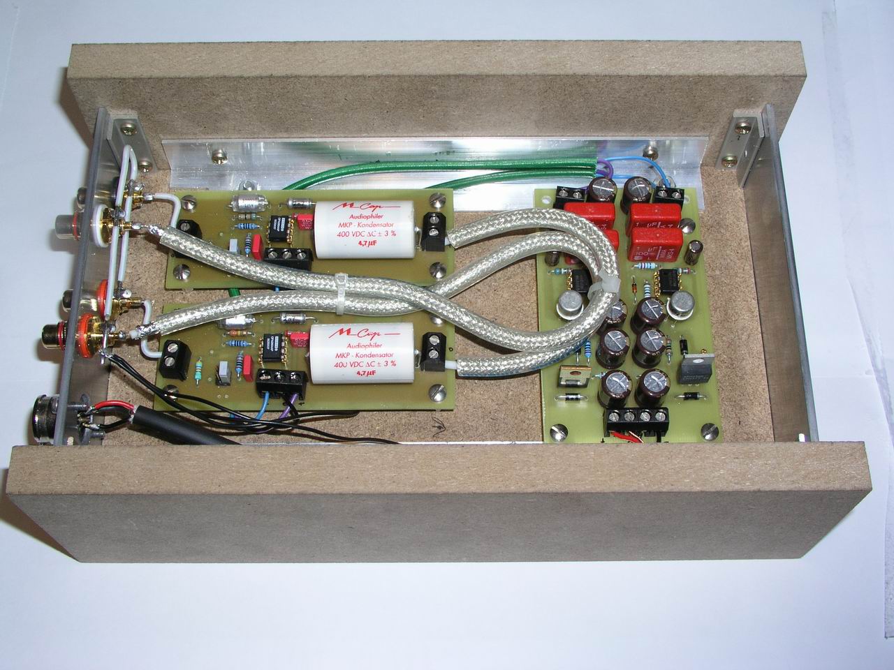 grado_inside.jpg