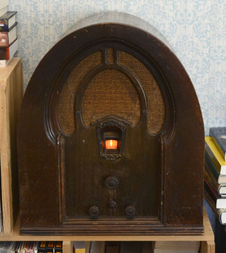 Philco91_front.jpg