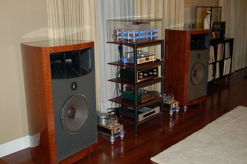 livingroom112809a.jpg
