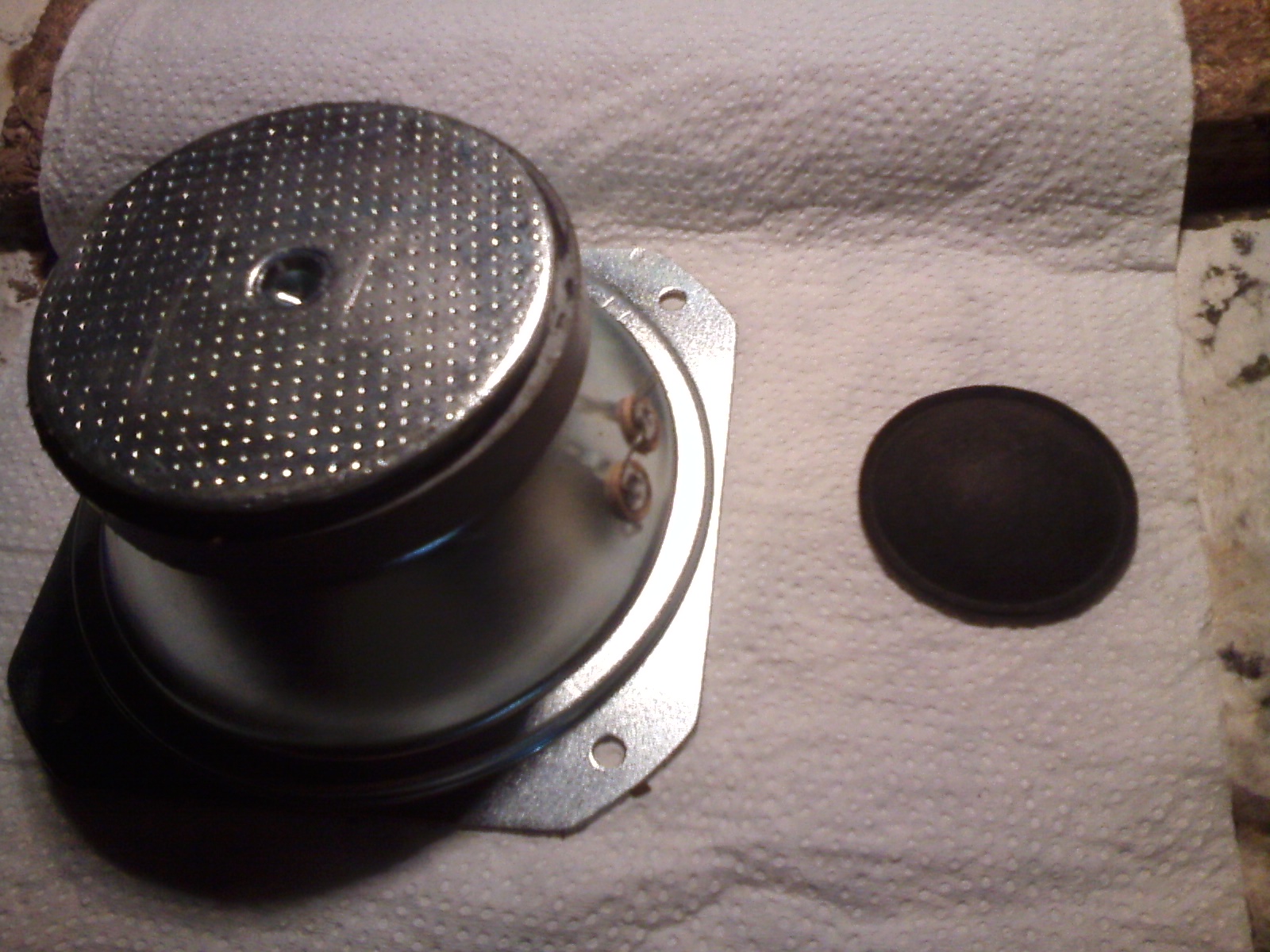 877038d1600525789-help-fix-repurpose-speakers-cam00143-jpg