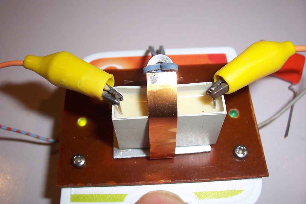 804267d1577123994-simplistic-automatic-outer-foil-tester-capacitors-folio4-jpg