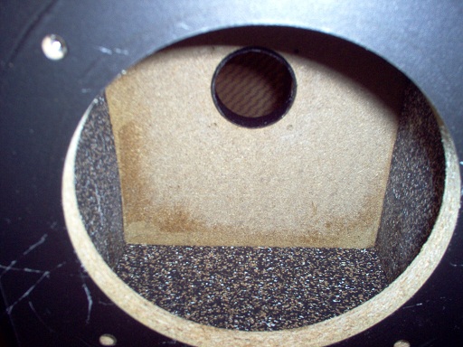 311082d1352509432-read-found-lossy-cabinet-designs-harbeth-floor_underlay_loudspeaker-jpg