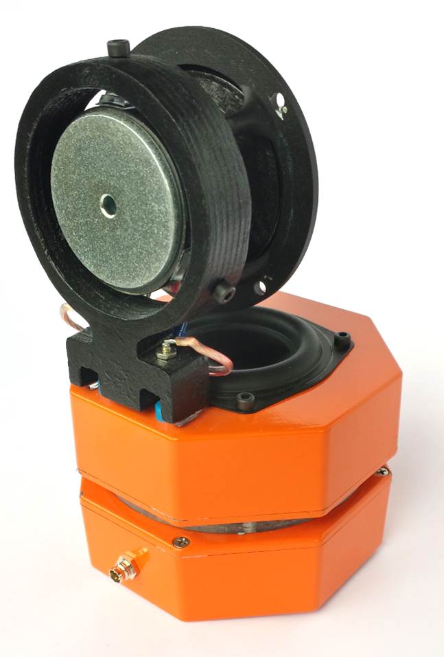 467269d1424534442t-minioctagon-small-portable-dipole-midrange-speakers-mini_octagon_rear_pp.jpg