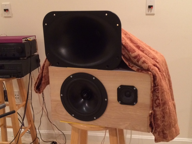 526839d1453535357-bookshelf-multi-way-point-source-horn-sb65-rs225-fast.png